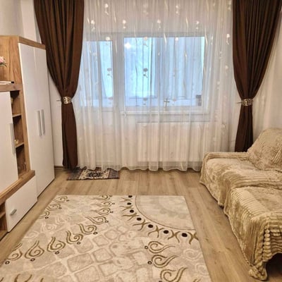 Location d’un appartement confortable de 3 pièces, 75 m², Piața Gorjului, Bucarest, Roumanie